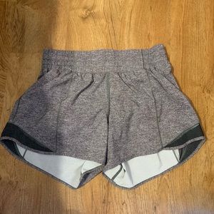 Lululemon Hotty hot high rise 4” inseam